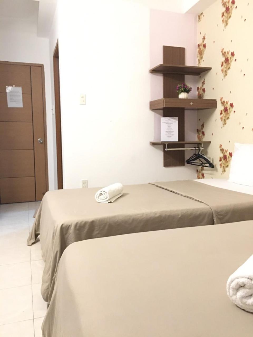 Thanhha Guesthouse At Bui Vien Walking Street Хошимин Екстериор снимка