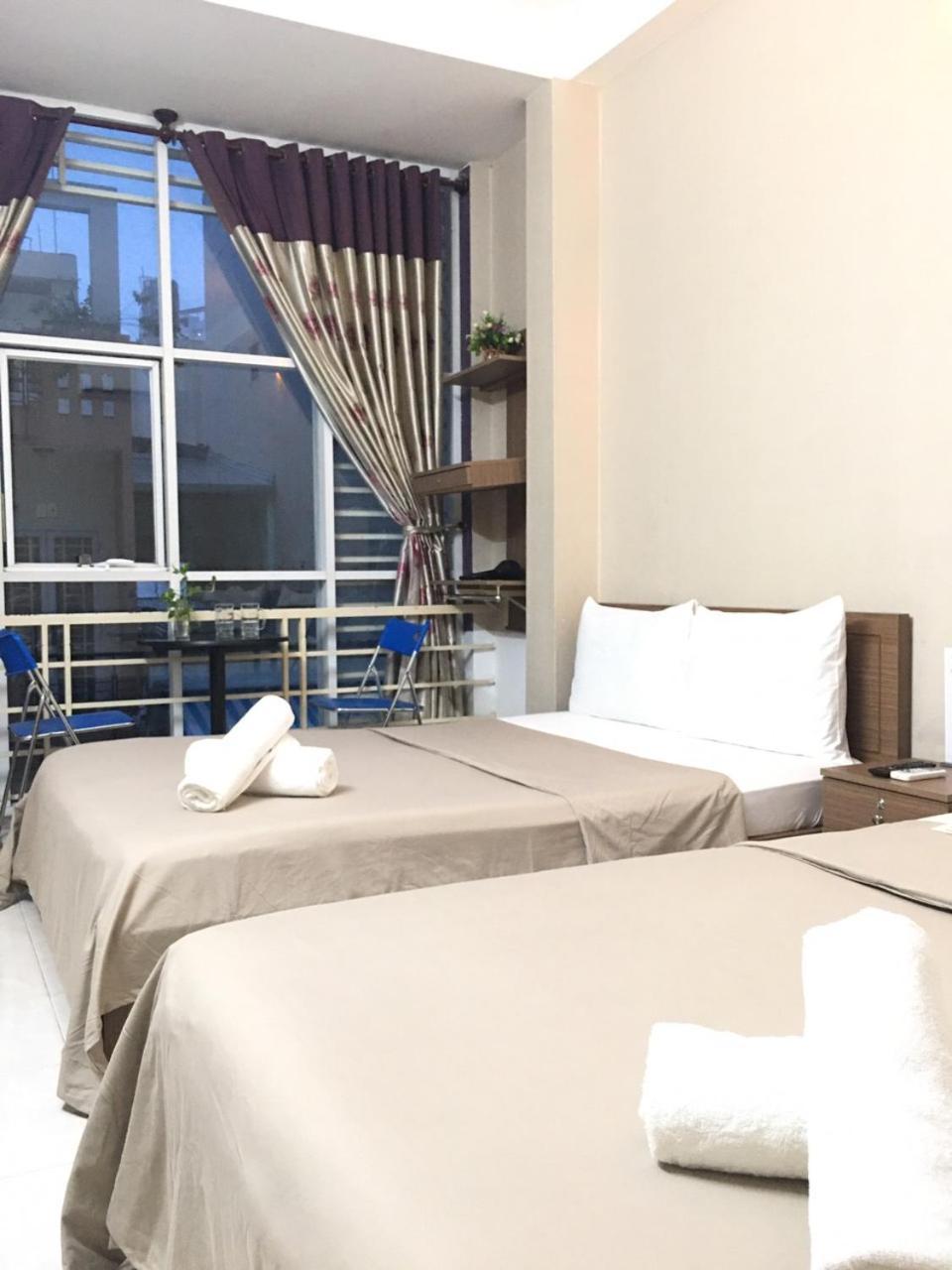 Thanhha Guesthouse At Bui Vien Walking Street Хошимин Екстериор снимка