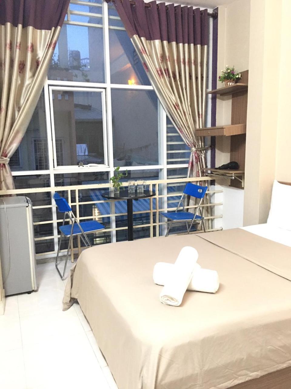 Thanhha Guesthouse At Bui Vien Walking Street Хошимин Екстериор снимка