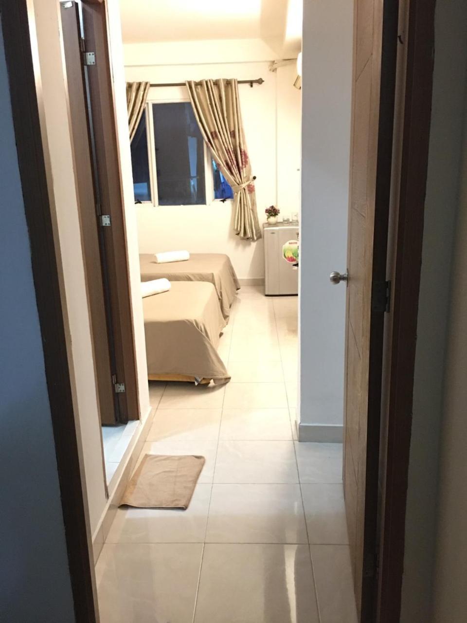Thanhha Guesthouse At Bui Vien Walking Street Хошимин Екстериор снимка